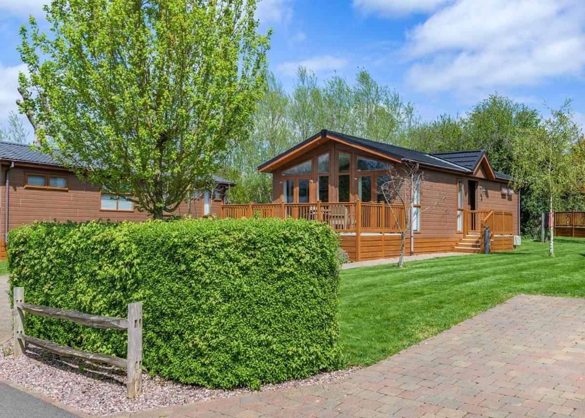 Canterbury Reach Lodge Retreat Petham Exteriör bild