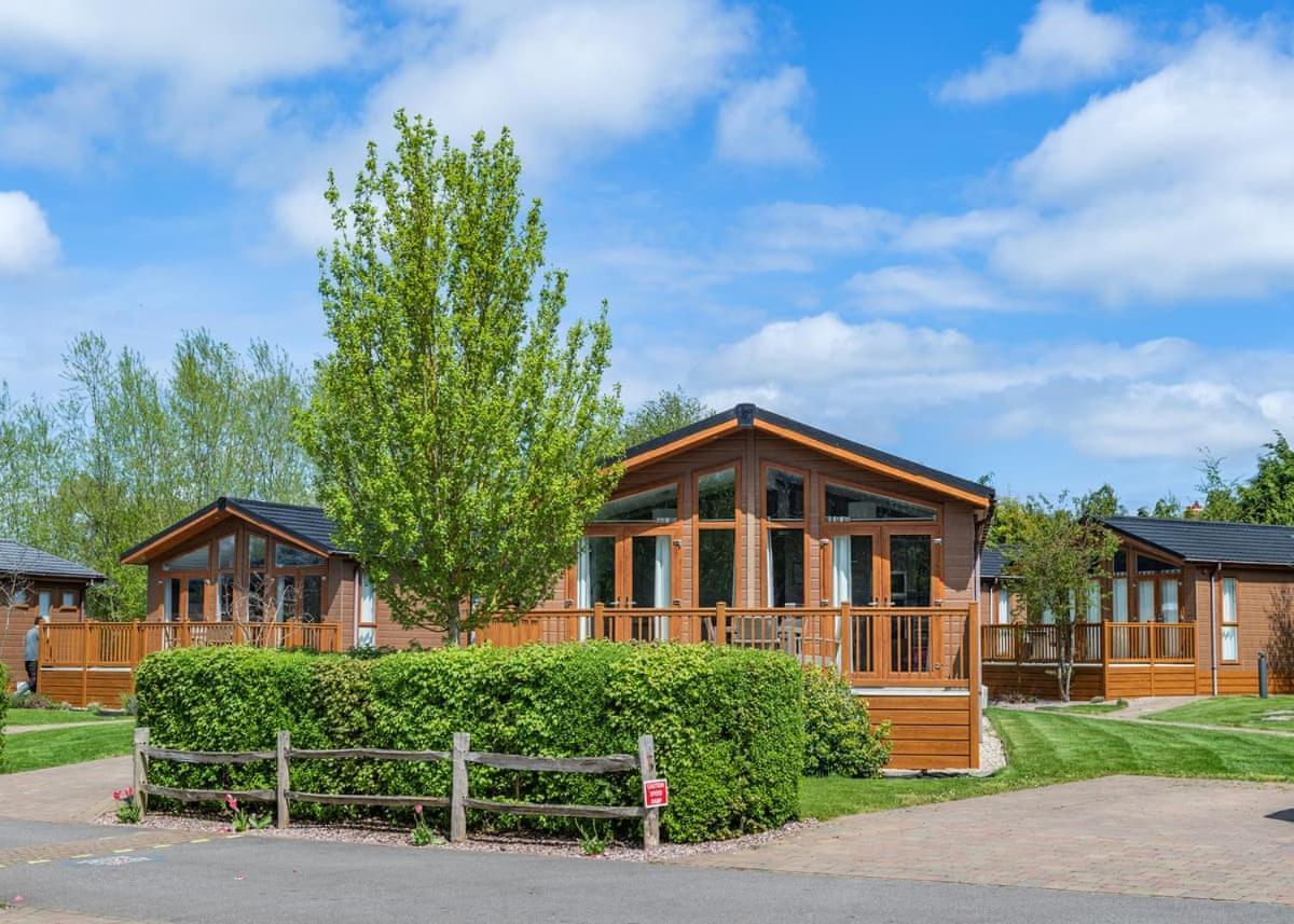 Canterbury Reach Lodge Retreat Petham Exteriör bild